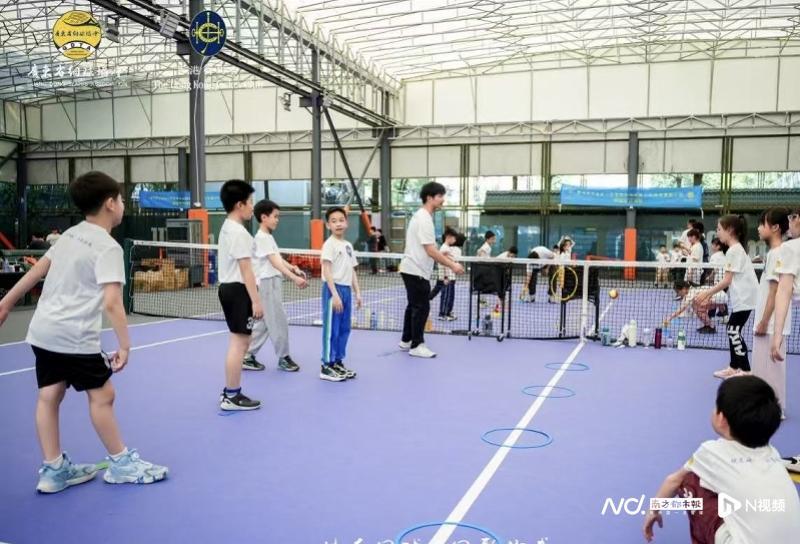 OB电竞官方入口-粤港澳大湾区青少年体育发展计划网球培训增城站开营